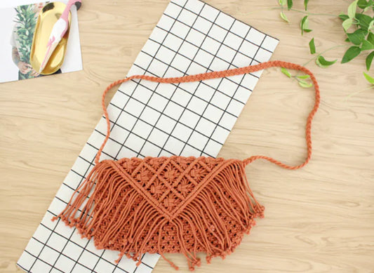 Handwoven Cotton Tassel Beach Bag (Women’s)